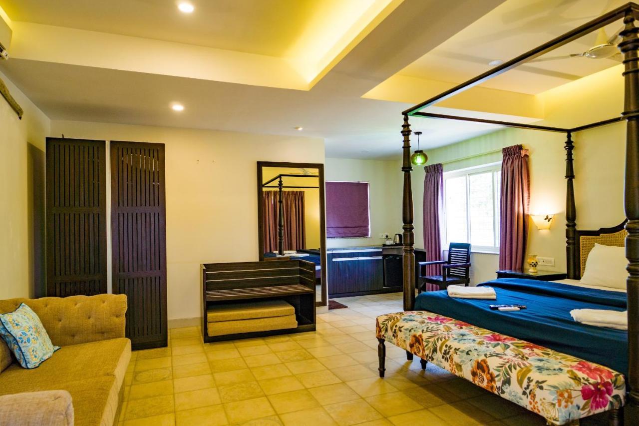Marine Studios Le Pension Candolim Buitenkant foto