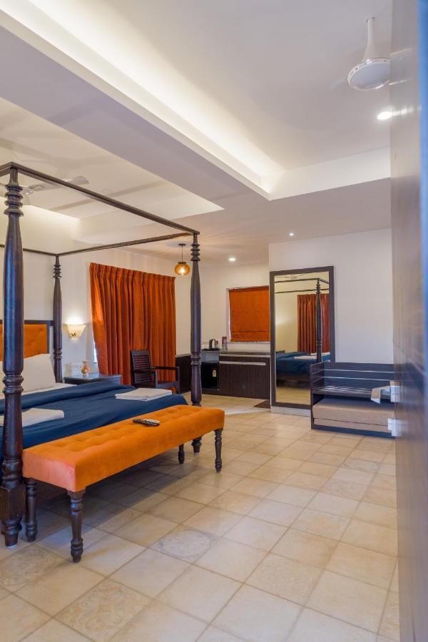 Marine Studios Le Pension Candolim Buitenkant foto