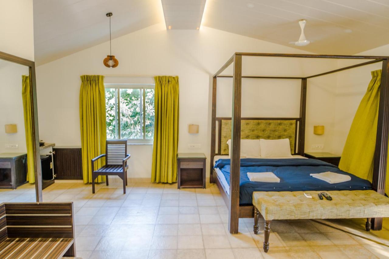 Marine Studios Le Pension Candolim Buitenkant foto