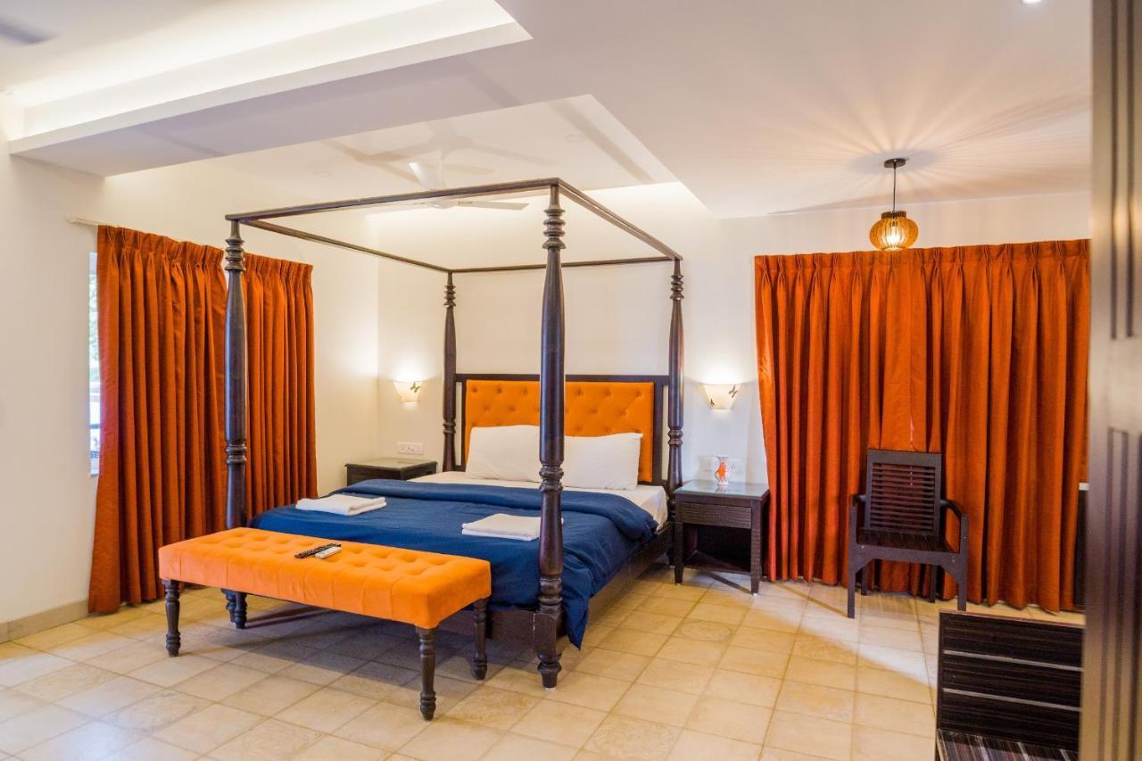 Marine Studios Le Pension Candolim Buitenkant foto