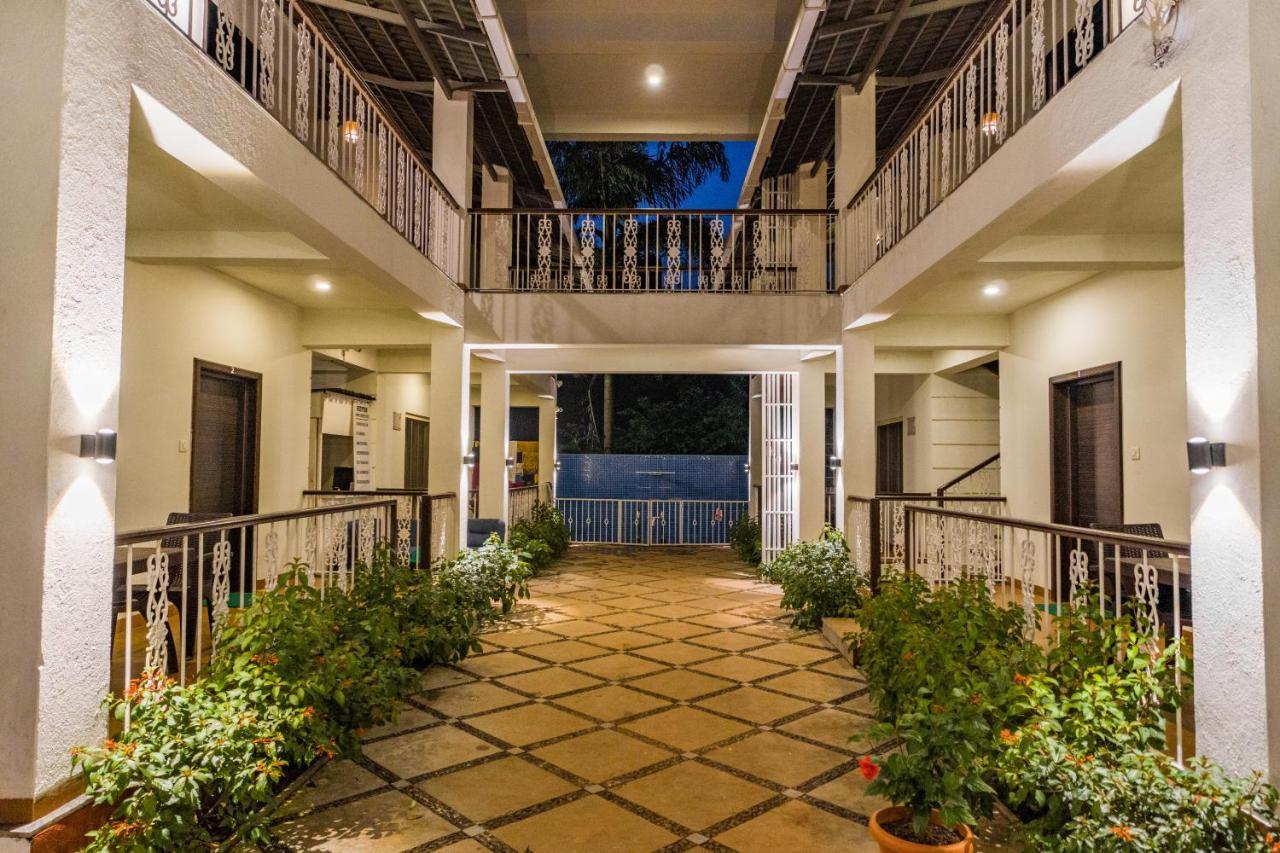 Marine Studios Le Pension Candolim Buitenkant foto